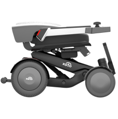Poylin P212 XSTO M4U Akıllı Akülü Tekerlekli Sandalye | Omni-Wheel Teknoloji | Mobil Uygulama Kontrollü