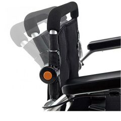 Poylin P207 Hafif Akülü Sandalye